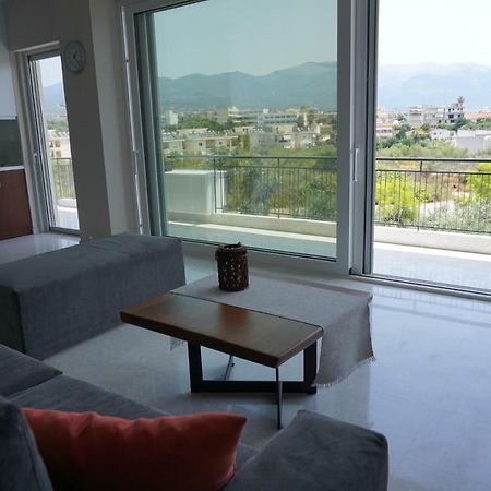 Allseasonsapartment Каламата Екстер'єр фото