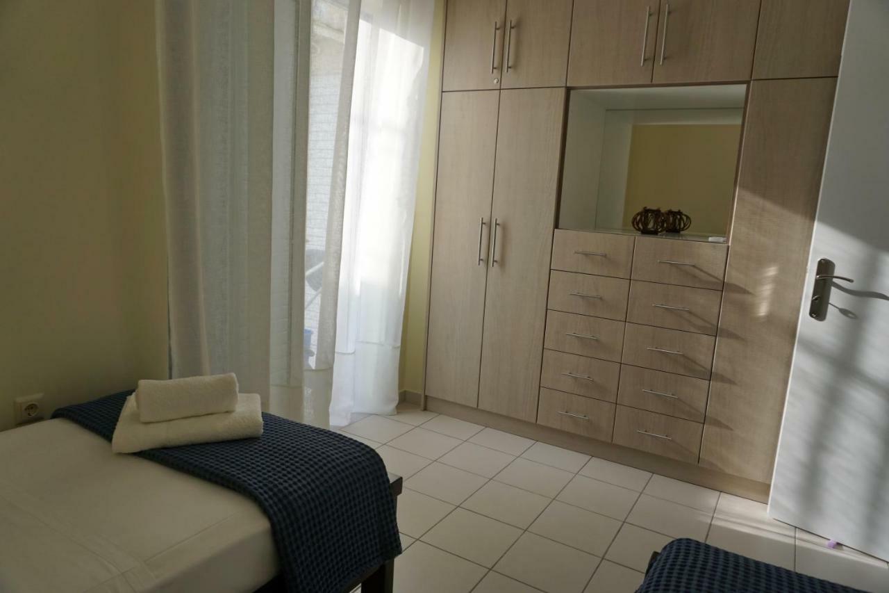 Allseasonsapartment Каламата Екстер'єр фото